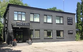 Hotel Black Cube